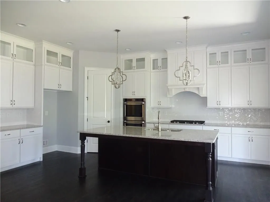 140 Spalding Trace, Sandy Springs, Georgia 30328, 6 Bedrooms Bedrooms, ,5 BathroomsBathrooms,Residential,Sold,140 Spalding Trace,5687591