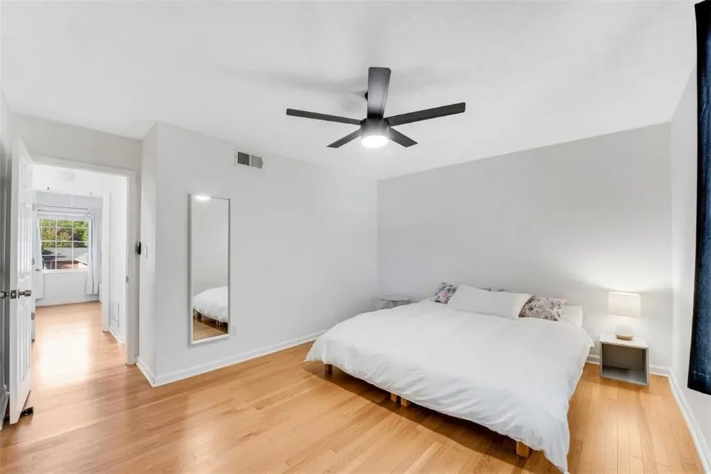 6700 Roswell Road Unit 16f, Atlanta, Georgia 30328, 2 Bedrooms Bedrooms, ,1 BathroomBathrooms,Residential,Sold,6700 Roswell Road Unit 16f,6875515