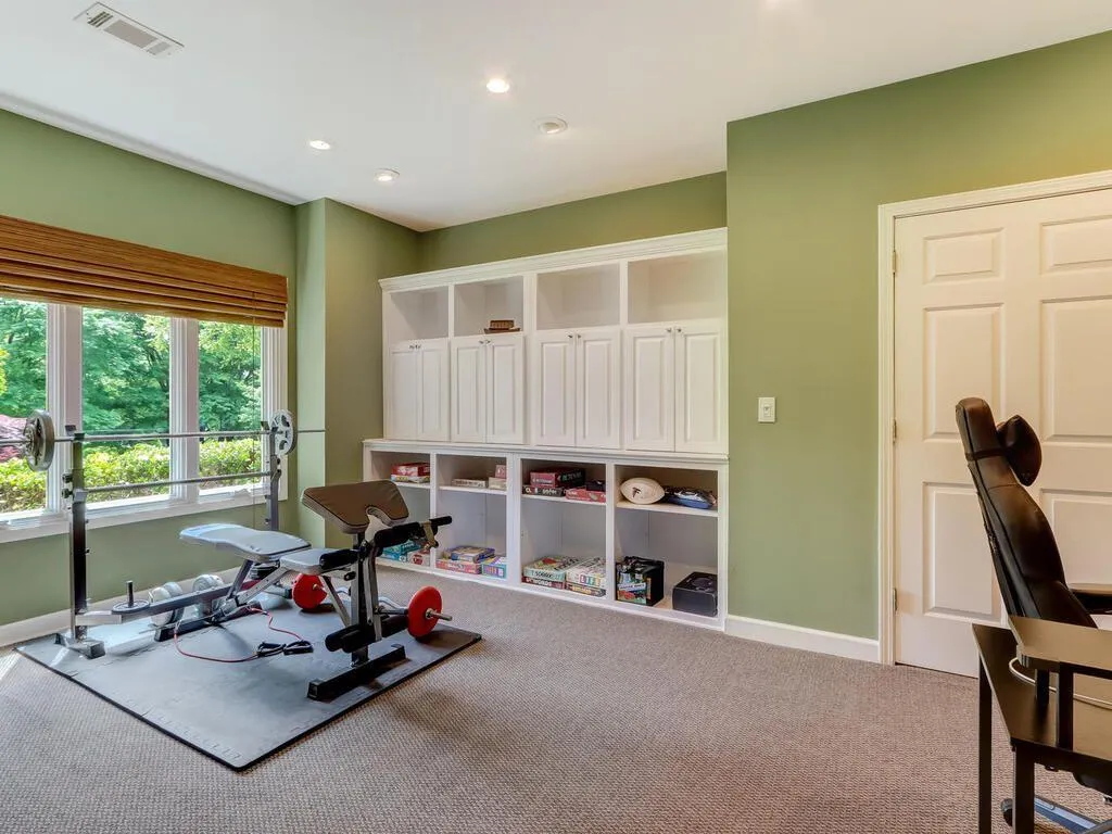 7820 Landowne Drive, Sandy Springs, Georgia 30350, 5 Bedrooms Bedrooms, ,6 BathroomsBathrooms,Residential,Sold,7820 Landowne Drive,7214418