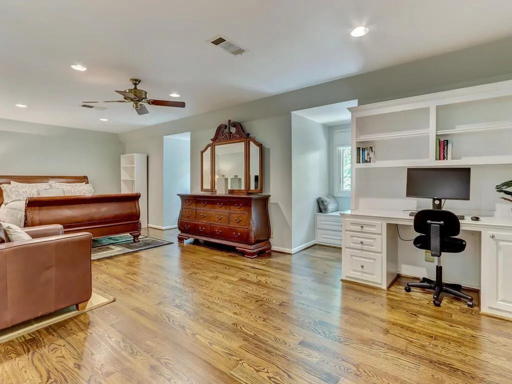7820 Landowne Drive, Sandy Springs, Georgia 30350, 5 Bedrooms Bedrooms, ,6 BathroomsBathrooms,Residential,Sold,7820 Landowne Drive,7214418
