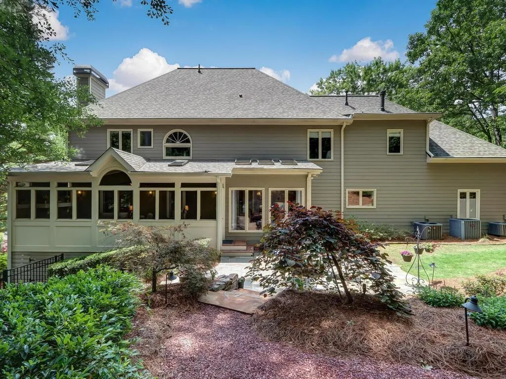 7820 Landowne Drive, Sandy Springs, Georgia 30350, 5 Bedrooms Bedrooms, ,6 BathroomsBathrooms,Residential,Sold,7820 Landowne Drive,7214418