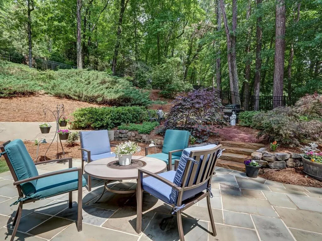 7820 Landowne Drive, Sandy Springs, Georgia 30350, 5 Bedrooms Bedrooms, ,6 BathroomsBathrooms,Residential,Sold,7820 Landowne Drive,7214418