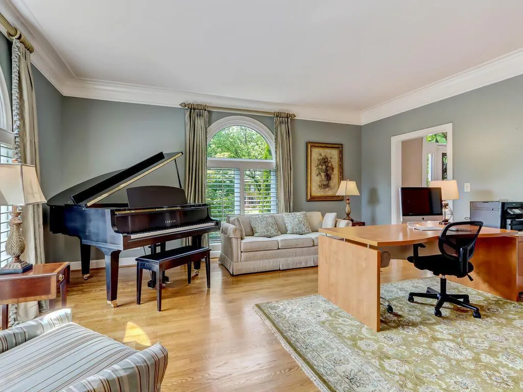 7820 Landowne Drive, Sandy Springs, Georgia 30350, 5 Bedrooms Bedrooms, ,6 BathroomsBathrooms,Residential,Sold,7820 Landowne Drive,7214418