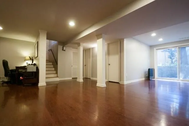 725 Edgewater Trail, Sandy Springs, Georgia 30328, 4 Bedrooms Bedrooms, ,3 BathroomsBathrooms,Residential,Sold,725 Edgewater Trail,5608466