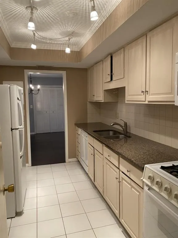 6851 Roswell Road Unit I14, Sandy Springs, Georgia 30328, 3 Bedrooms Bedrooms, ,2 BathroomsBathrooms,Residential,Sold,6851 Roswell Road Unit I14,6880206