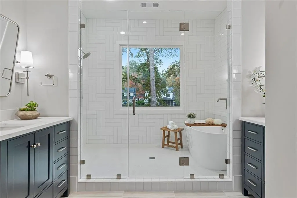 660 Timm Valley Road Ne, Atlanta, Georgia 30305, 6 Bedrooms Bedrooms, ,5 BathroomsBathrooms,Residential,For Sale,660 Timm Valley Road Ne,7523654