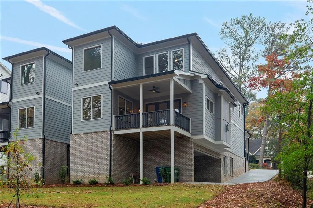 660 Timm Valley Road Ne, Atlanta, Georgia 30305, 6 Bedrooms Bedrooms, ,5 BathroomsBathrooms,Residential,For Sale,660 Timm Valley Road Ne,7523654