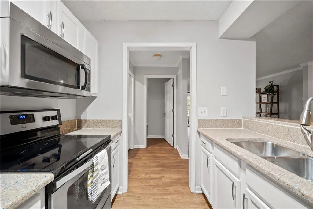 310 Barrington Hills Drive Unit 310, Atlanta, Georgia 30350, 2 Bedrooms Bedrooms, ,2 BathroomsBathrooms,Residential,Sold,310 Barrington Hills Drive Unit 310,7483136
