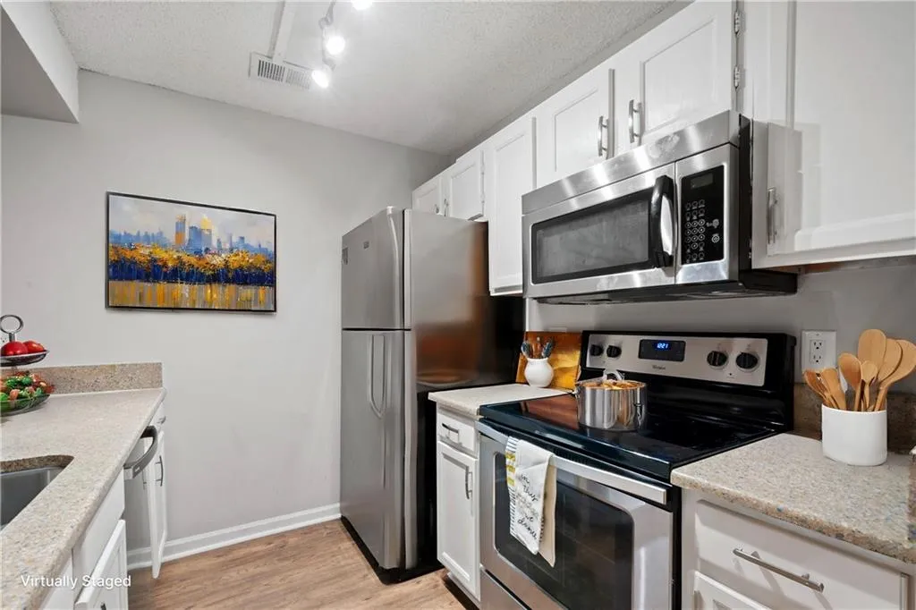 310 Barrington Hills Drive Unit 310, Atlanta, Georgia 30350, 2 Bedrooms Bedrooms, ,2 BathroomsBathrooms,Residential,Sold,310 Barrington Hills Drive Unit 310,7483136