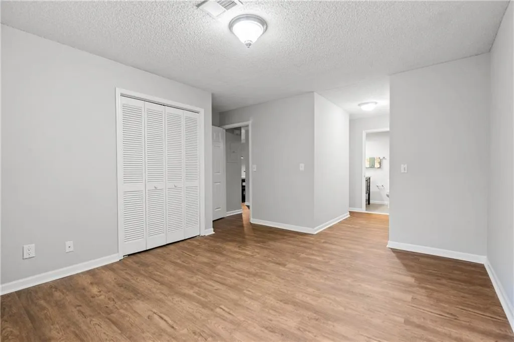 310 Barrington Hills Drive Unit 310, Atlanta, Georgia 30350, 2 Bedrooms Bedrooms, ,2 BathroomsBathrooms,Residential,Sold,310 Barrington Hills Drive Unit 310,7483136