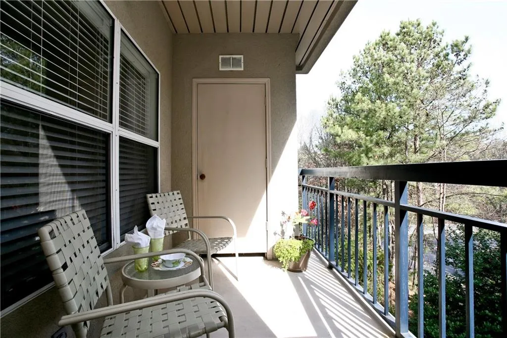 2411 River Green Drive Nw Unit 2411, Atlanta, Georgia 30327, 1 Bedroom Bedrooms, ,1 BathroomBathrooms,Residential,Sold,2411 River Green Drive Nw Unit 2411,5825378
