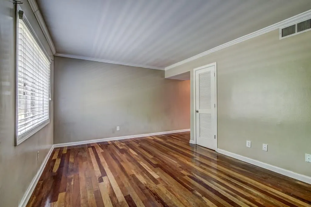 6940 Roswell Road Unit 24e, Atlanta, Georgia 30328, 1 Bedroom Bedrooms, ,1 BathroomBathrooms,Residential,Sold,6940 Roswell Road Unit 24e,5881848