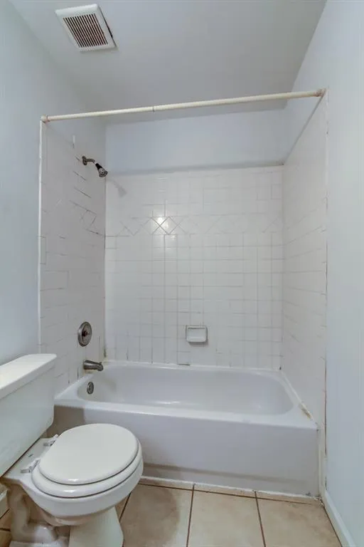 6940 Roswell Road Unit 24e, Atlanta, Georgia 30328, 1 Bedroom Bedrooms, ,1 BathroomBathrooms,Residential,Sold,6940 Roswell Road Unit 24e,5881848