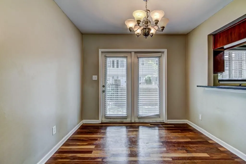 6940 Roswell Road Unit 24e, Atlanta, Georgia 30328, 1 Bedroom Bedrooms, ,1 BathroomBathrooms,Residential,Sold,6940 Roswell Road Unit 24e,5881848