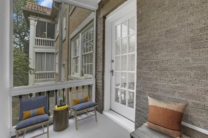 8 Collier Road Nw Unit B2, Atlanta, Georgia 30309, 2 Bedrooms Bedrooms, ,1 BathroomBathrooms,Residential,For Sale,8 Collier Road Nw Unit B2,7601678