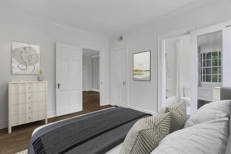 8 Collier Road Nw Unit B2, Atlanta, Georgia 30309, 2 Bedrooms Bedrooms, ,1 BathroomBathrooms,Residential,For Sale,8 Collier Road Nw Unit B2,7601678