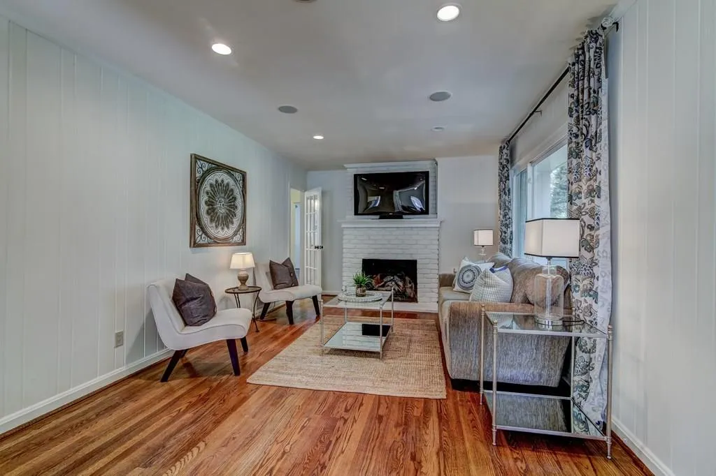 2191 Fairway Circle Ne, Brookhaven, Georgia 30319, 4 Bedrooms Bedrooms, ,3 BathroomsBathrooms,Residential,Sold,2191 Fairway Circle Ne,5933441