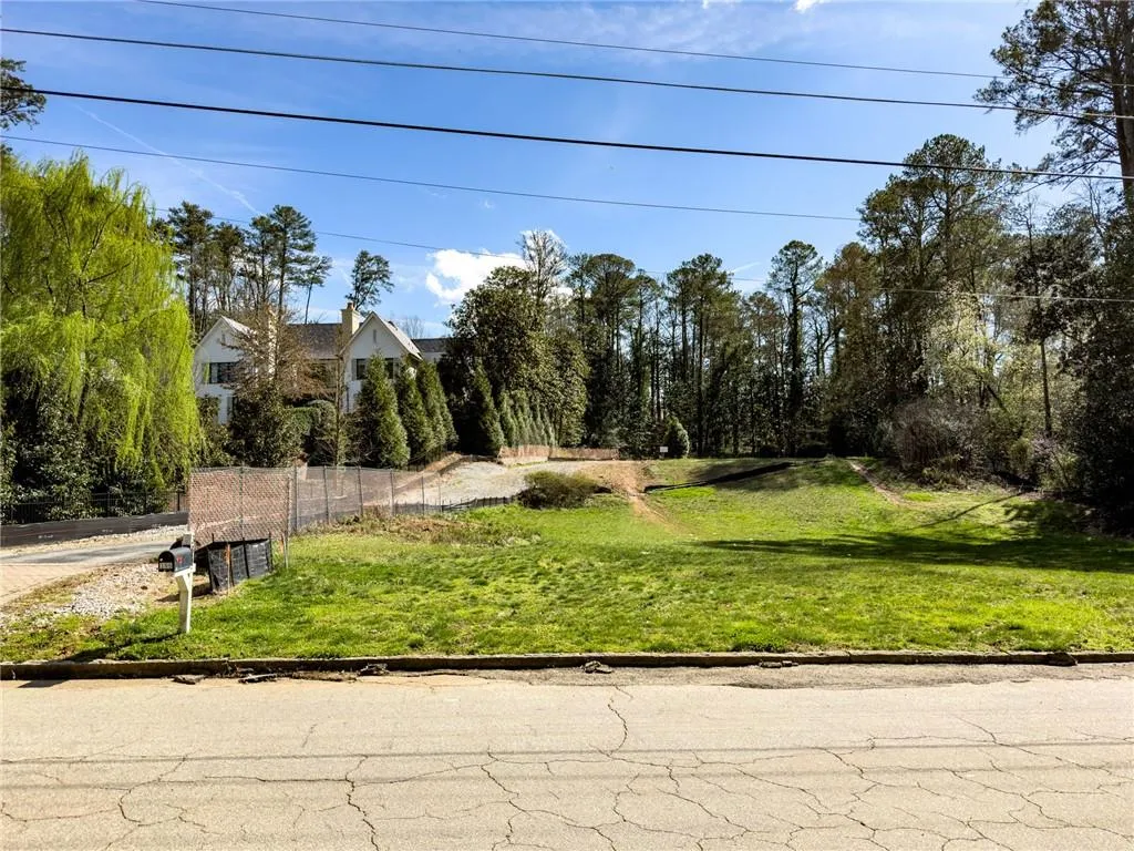 386 King Road Nw, Atlanta, Georgia 30342, 0 ,Land,For Sale,386 King Road Nw,7733250