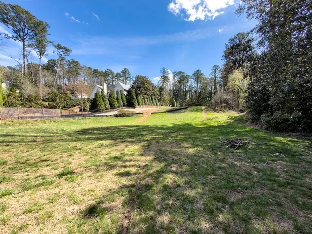 386 King Road Nw, Atlanta, Georgia 30342