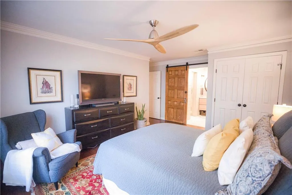 407 Bainbridge Drive Nw, Atlanta, Georgia 30327, 2 Bedrooms Bedrooms, ,2 BathroomsBathrooms,Residential,Sold,407 Bainbridge Drive Nw,6703039