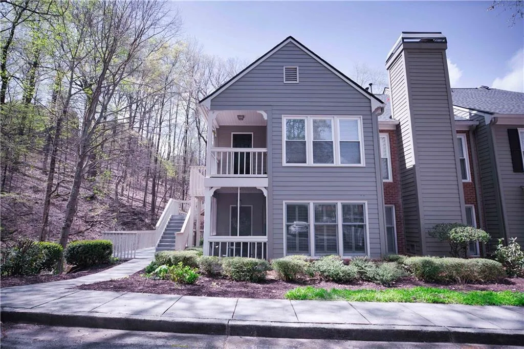 407 Bainbridge Drive Nw, Atlanta, Georgia 30327, 2 Bedrooms Bedrooms, ,2 BathroomsBathrooms,Residential,Sold,407 Bainbridge Drive Nw,6703039