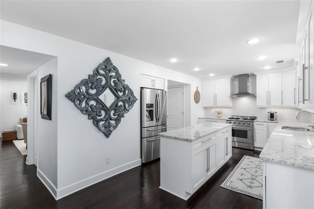 7173 Riverside Drive, Sandy Springs, Georgia 30328, 4 Bedrooms Bedrooms, ,2 BathroomsBathrooms,Residential,Sold,7173 Riverside Drive,6935157