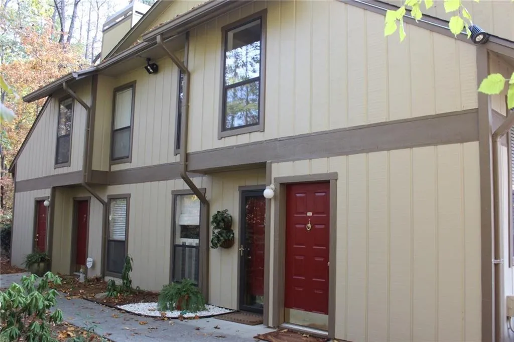 1402 Woodcliff Drive, Sandy Springs, Georgia 30350, 1 Bedroom Bedrooms, ,1 BathroomBathrooms,Residential,Sold,1402 Woodcliff Drive,5773287