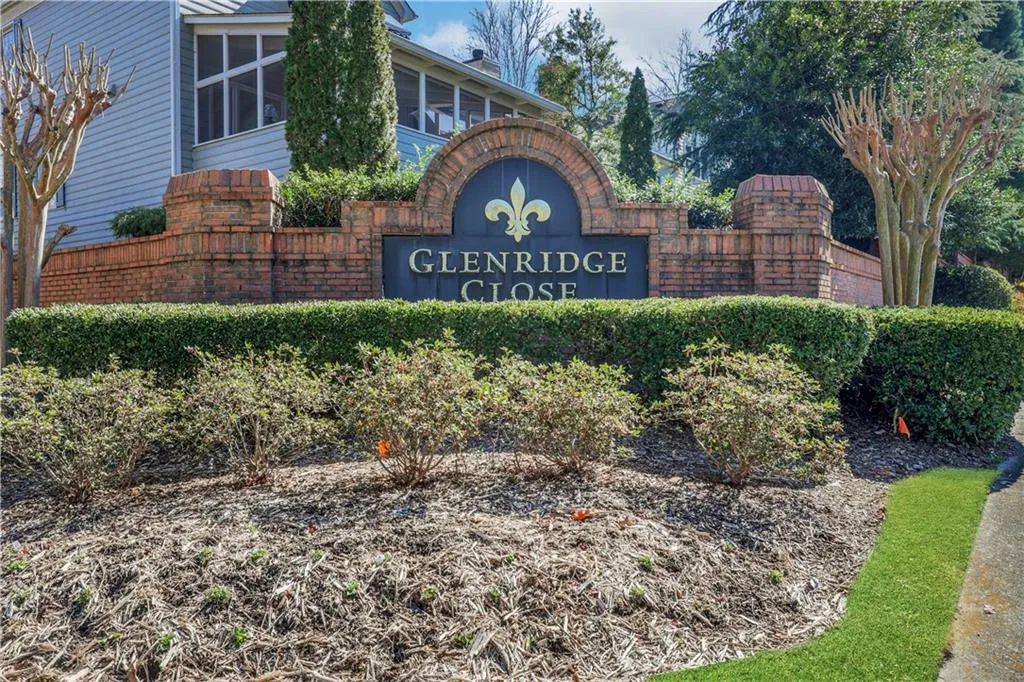 420 Glenridge Close Court, Atlanta, Georgia 30328, 4 Bedrooms Bedrooms, ,2 BathroomsBathrooms,Residential,Sold,420 Glenridge Close Court,7528513