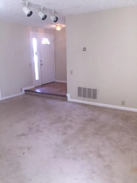 60 Dunwoody Springs Drive Ne Unit A, Atlanta, Georgia 30328, 2 Bedrooms Bedrooms, ,2 BathroomsBathrooms,Residential,Sold,60 Dunwoody Springs Drive Ne Unit A,5637990