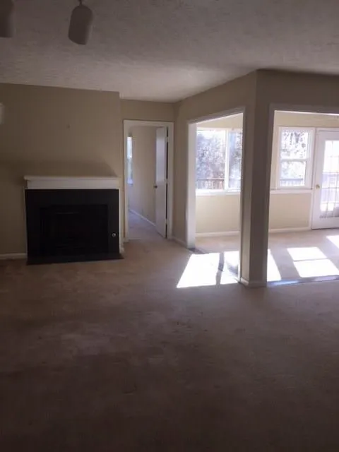 60 Dunwoody Springs Drive Ne Unit A, Atlanta, Georgia 30328, 2 Bedrooms Bedrooms, ,2 BathroomsBathrooms,Residential,Sold,60 Dunwoody Springs Drive Ne Unit A,5637990