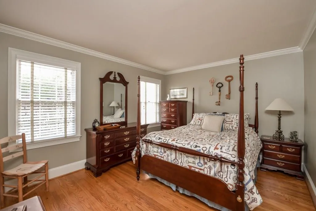 6215 Mountain Brook Way, Atlanta, Georgia 30328, 5 Bedrooms Bedrooms, ,3 BathroomsBathrooms,Residential,Sold,6215 Mountain Brook Way,5933022