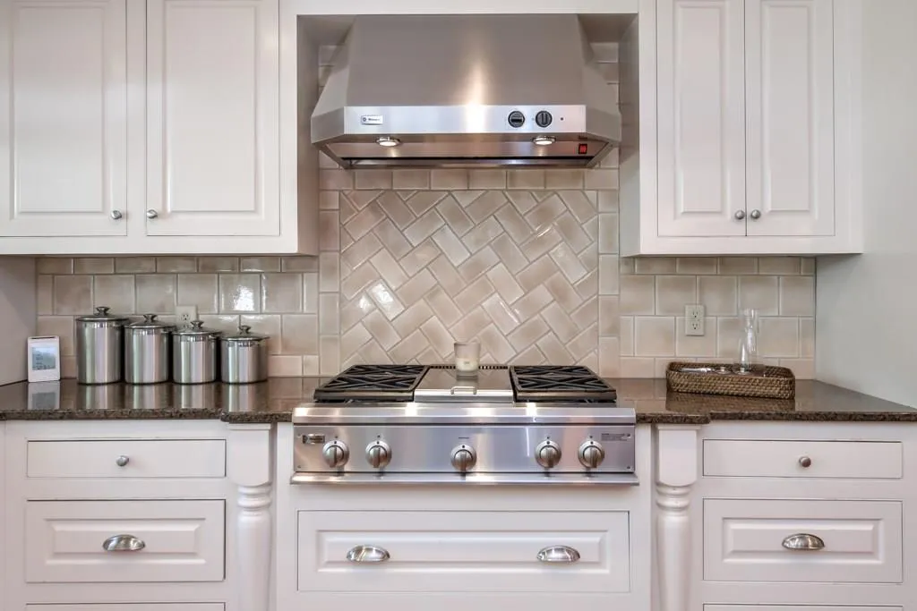 6215 Mountain Brook Way, Atlanta, Georgia 30328, 5 Bedrooms Bedrooms, ,3 BathroomsBathrooms,Residential,Sold,6215 Mountain Brook Way,5933022