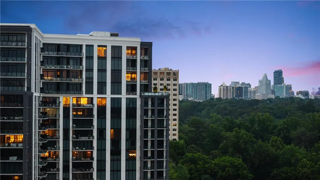 2425 Peachtree Road Ne Unit 1406, Atlanta, Georgia 30305, 2 Bedrooms Bedrooms, 0 ,3 BathroomsBathrooms,Residential,For Sale,2425 Peachtree Road Ne Unit 1406,7777265