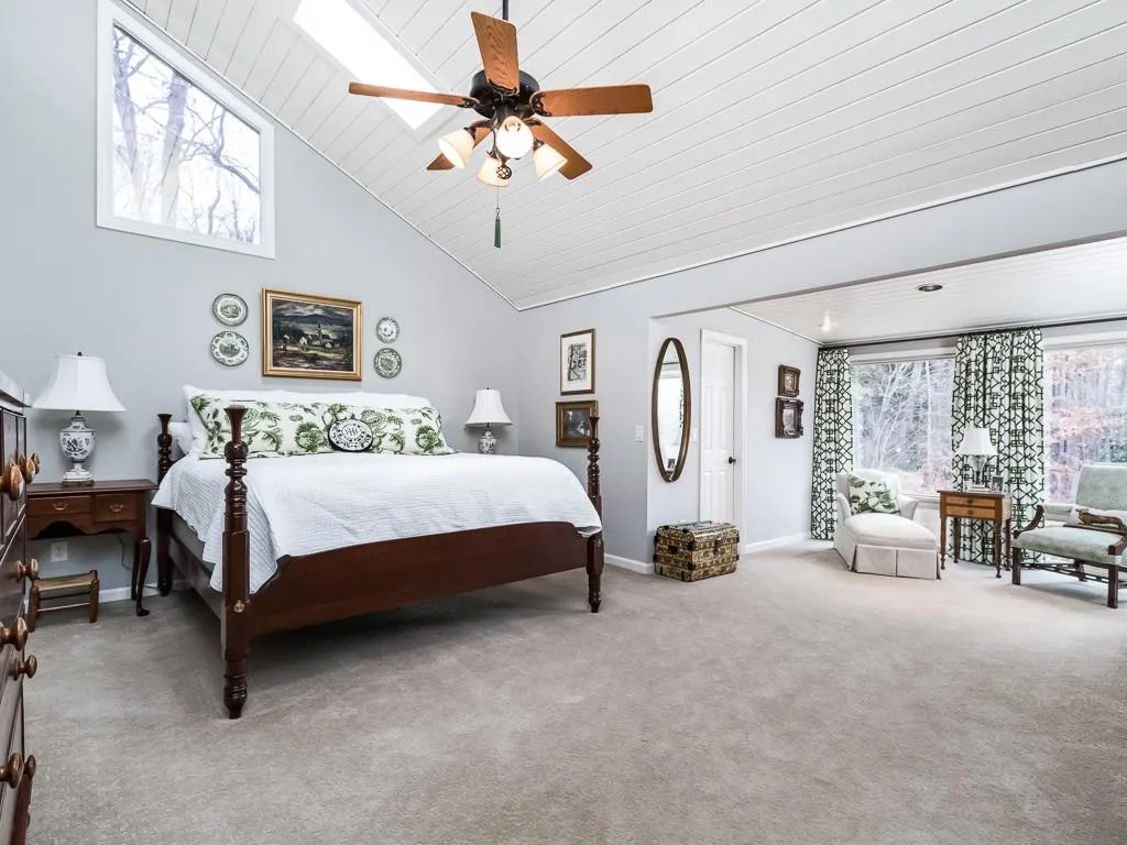 4895 High Point Road, Sandy Springs, Georgia 30342, 4 Bedrooms Bedrooms, ,3 BathroomsBathrooms,Residential,Sold,4895 High Point Road,5993993