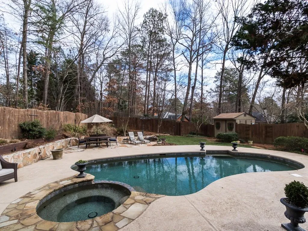 4895 High Point Road, Sandy Springs, Georgia 30342, 4 Bedrooms Bedrooms, ,3 BathroomsBathrooms,Residential,Sold,4895 High Point Road,5993993