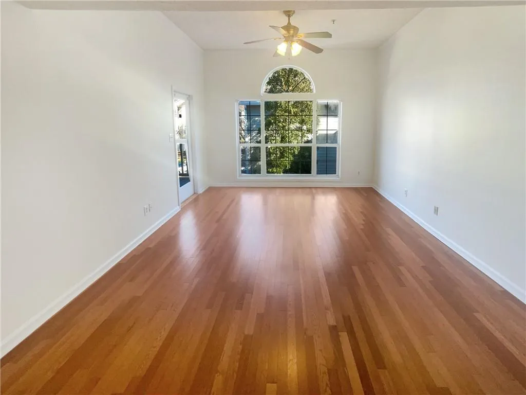 1250 Parkwood Circle Se Unit 2309, Atlanta, Georgia 30339, 2 Bedrooms Bedrooms, ,2 BathroomsBathrooms,Residential,For Sale,1250 Parkwood Circle Se Unit 2309,7543278