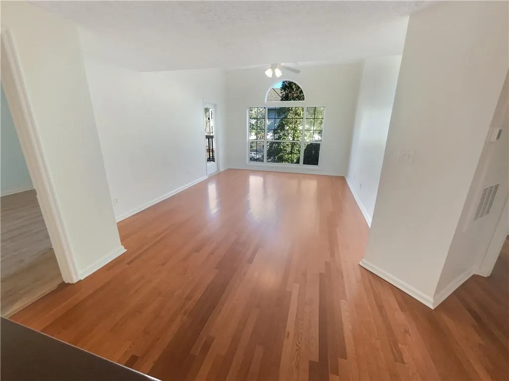 1250 Parkwood Circle Se Unit 2309, Atlanta, Georgia 30339, 2 Bedrooms Bedrooms, ,2 BathroomsBathrooms,Residential,For Sale,1250 Parkwood Circle Se Unit 2309,7543278