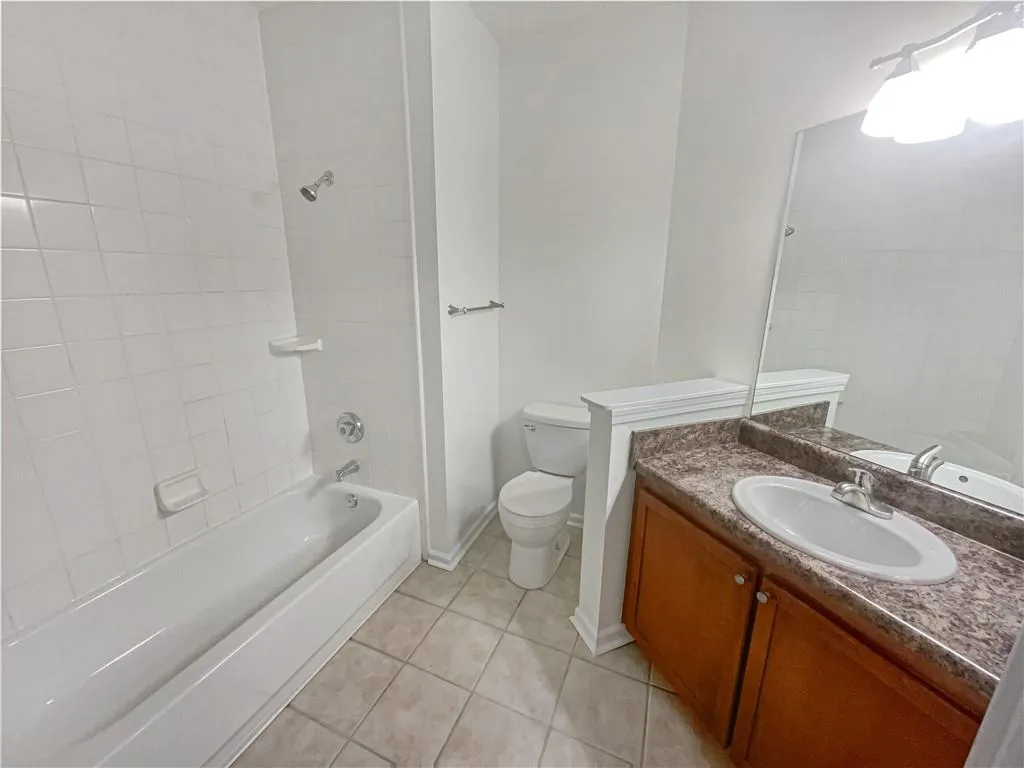 1250 Parkwood Circle Se Unit 2309, Atlanta, Georgia 30339, 2 Bedrooms Bedrooms, ,2 BathroomsBathrooms,Residential,For Sale,1250 Parkwood Circle Se Unit 2309,7543278