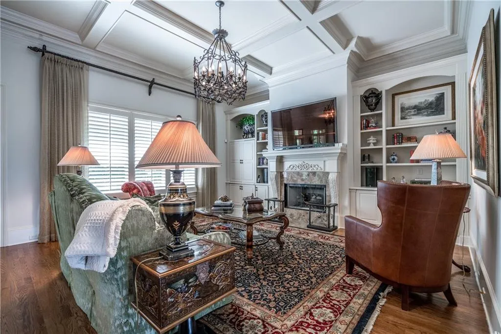 565 Glengate Cove, Atlanta, Georgia 30328, 7 Bedrooms Bedrooms, ,6 BathroomsBathrooms,Residential,Sold,565 Glengate Cove,5896628