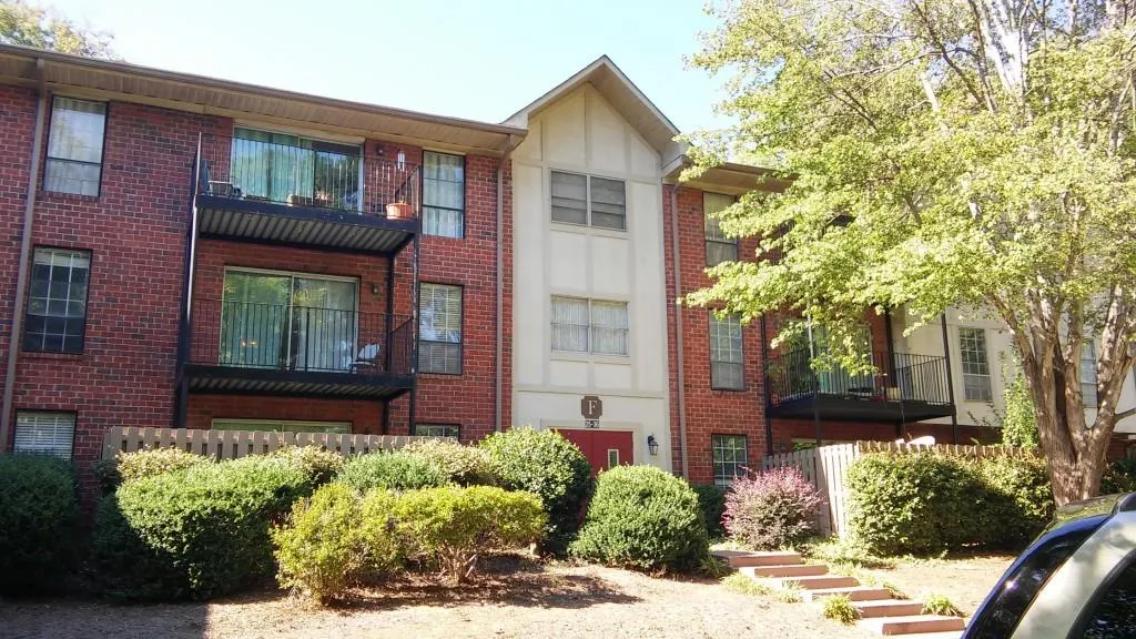 6851 Roswell Road Unit F29, Atlanta, Georgia 30328, 2 Bedrooms Bedrooms, ,2 BathroomsBathrooms,Residential,Sold,6851 Roswell Road Unit F29,5604806