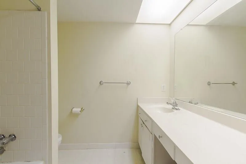 6851 Roswell Road Unit F29, Atlanta, Georgia 30328, 2 Bedrooms Bedrooms, ,2 BathroomsBathrooms,Residential,Sold,6851 Roswell Road Unit F29,5604806