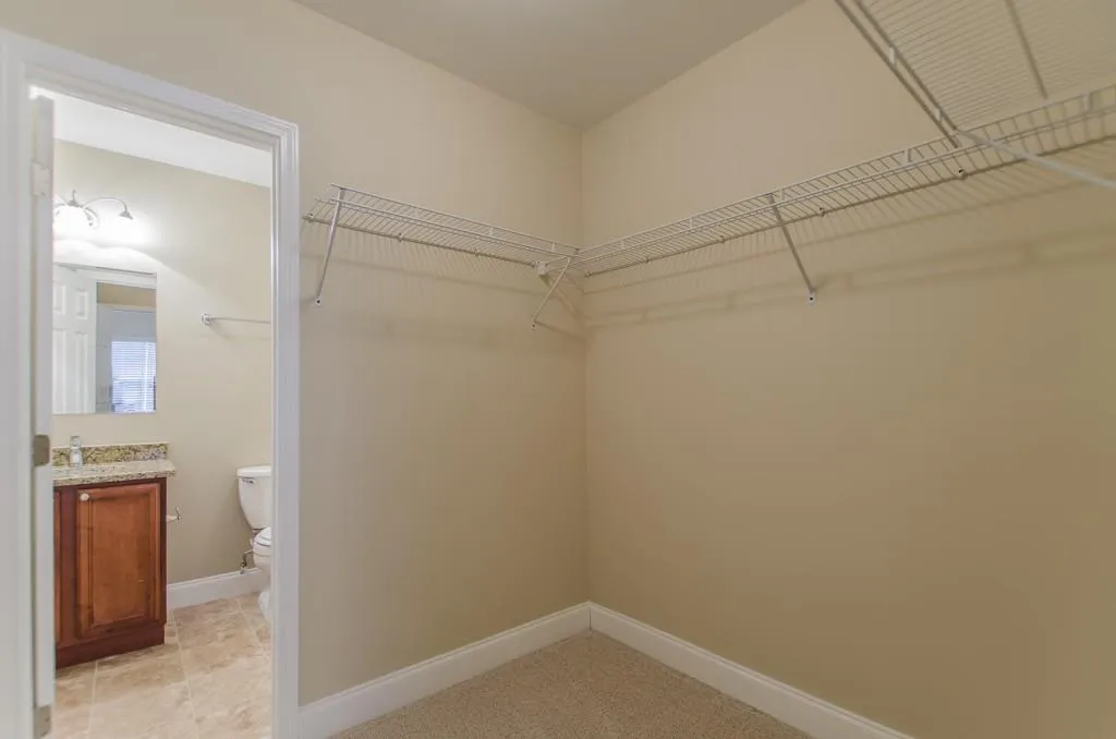 6980 Roswell Road Ne Unit C10, Sandy Springs, Georgia 30328, 2 Bedrooms Bedrooms, ,2 BathroomsBathrooms,Residential,Sold,6980 Roswell Road Ne Unit C10,5639128