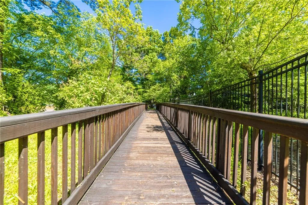 200 River Vista Drive Unit 238, Atlanta, Georgia 30339, 2 Bedrooms Bedrooms, ,2 BathroomsBathrooms,Residential,Sold,200 River Vista Drive Unit 238,6879879