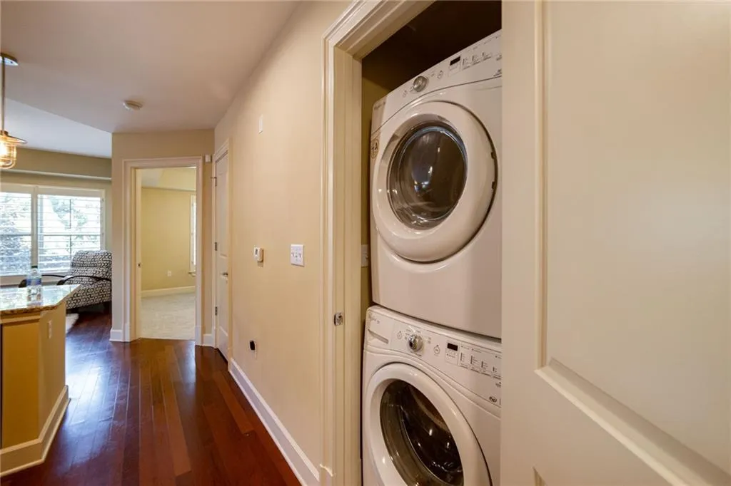 200 River Vista Drive Unit 238, Atlanta, Georgia 30339, 2 Bedrooms Bedrooms, ,2 BathroomsBathrooms,Residential,Sold,200 River Vista Drive Unit 238,6879879