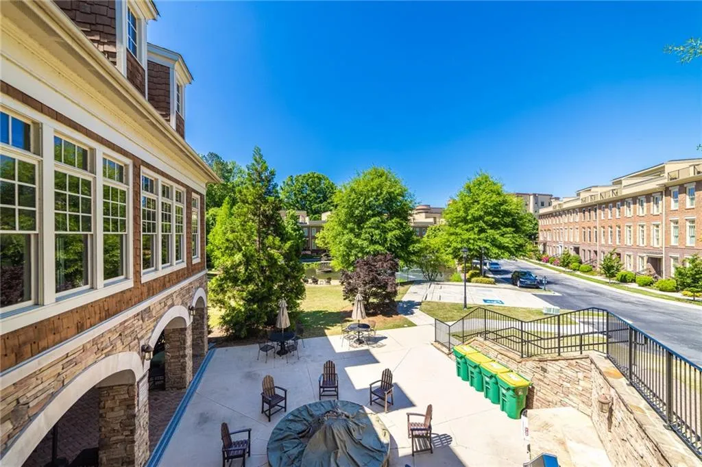 200 River Vista Drive Unit 238, Atlanta, Georgia 30339, 2 Bedrooms Bedrooms, ,2 BathroomsBathrooms,Residential,Sold,200 River Vista Drive Unit 238,6879879