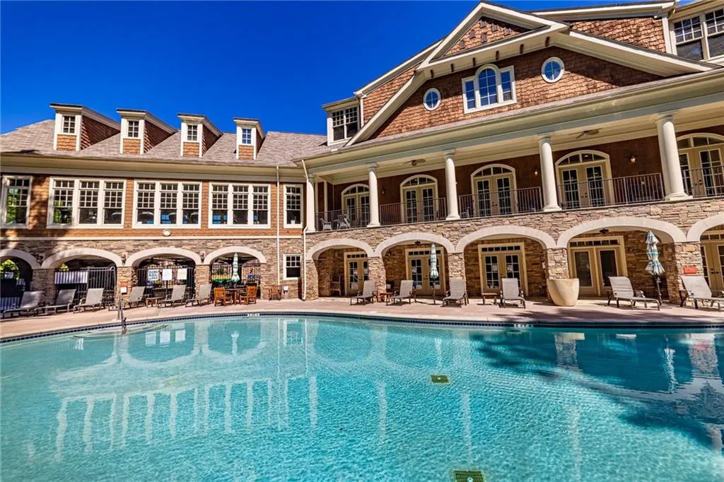 200 River Vista Drive Unit 238, Atlanta, Georgia 30339, 2 Bedrooms Bedrooms, ,2 BathroomsBathrooms,Residential,Sold,200 River Vista Drive Unit 238,6879879