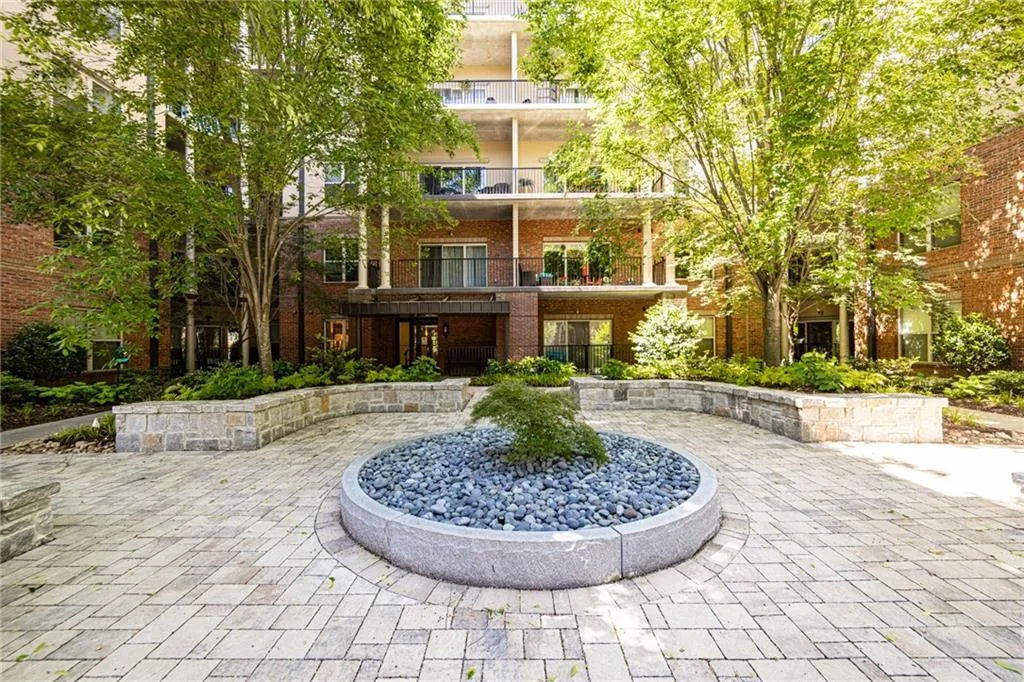 200 River Vista Drive Unit 238, Atlanta, Georgia 30339, 2 Bedrooms Bedrooms, ,2 BathroomsBathrooms,Residential,Sold,200 River Vista Drive Unit 238,6879879