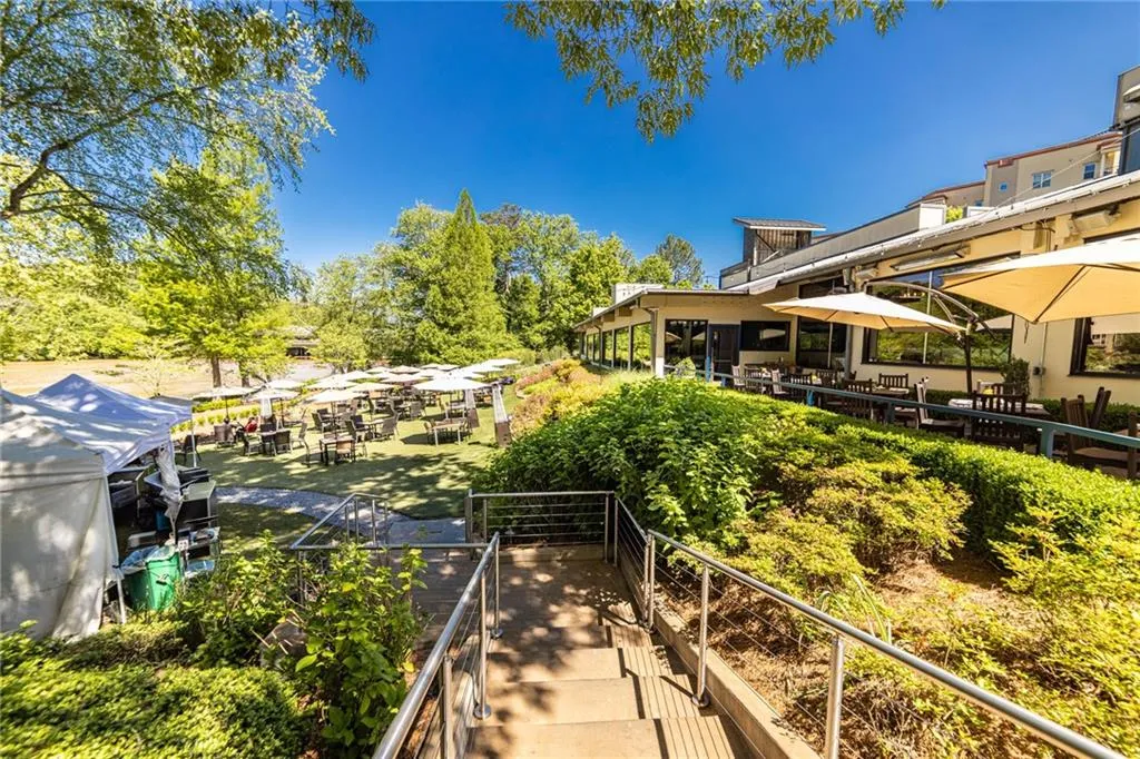 200 River Vista Drive Unit 238, Atlanta, Georgia 30339, 2 Bedrooms Bedrooms, ,2 BathroomsBathrooms,Residential,Sold,200 River Vista Drive Unit 238,6879879