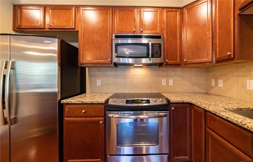 200 River Vista Drive Unit 238, Atlanta, Georgia 30339, 2 Bedrooms Bedrooms, ,2 BathroomsBathrooms,Residential,Sold,200 River Vista Drive Unit 238,6879879