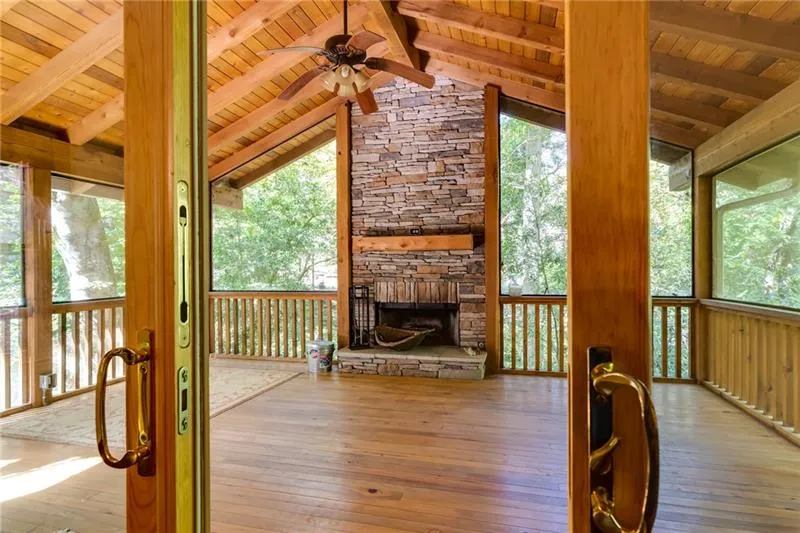 5280 Long Island Drive Nw, Atlanta, Georgia 30327, 5 Bedrooms Bedrooms, ,4 BathroomsBathrooms,Residential,Sold,5280 Long Island Drive Nw,6636034